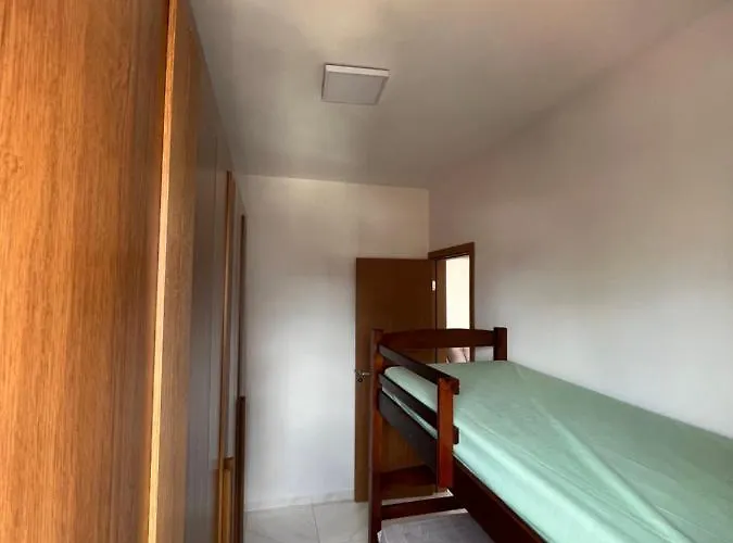Nosso Refugio Espera Por Voce!